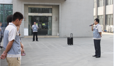 彩晶事业部起劲响应招呼，，，，，召开全事业部“清静活动月”发动大会