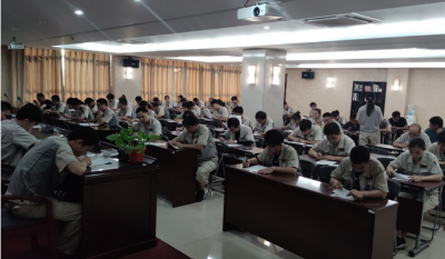 素质就业，，，，，手艺立业