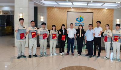 青春筑梦，，，，，，，劳动庆幸——记五一劳动模范五四青年表扬活动